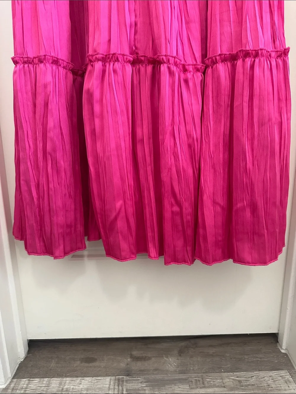 ✨ LIKE NEW ✨ AQUA Bloomingdale’s Pleated Cutout A-Line Formal Gown / Maxi Dress